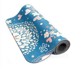 Gift Ideas for People who Workout: Yoga Mat