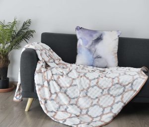 Best Gifts for Someone who had a Mastectomy: Cozy Throw Blanket