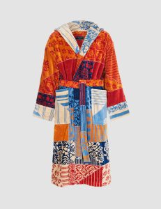 Maid of Honor Gift Ideas: Luxury Bathrobe